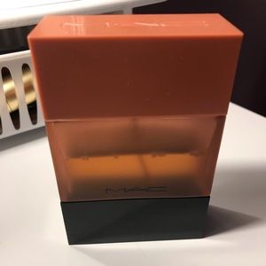 🧸 MAC Velvet Teddy